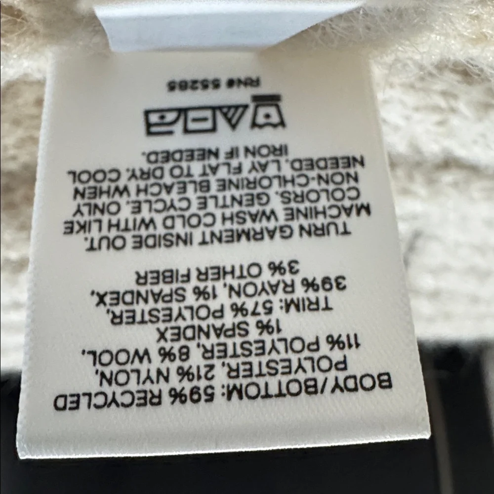 Express V neck Cardigan - Picture 5 of 6